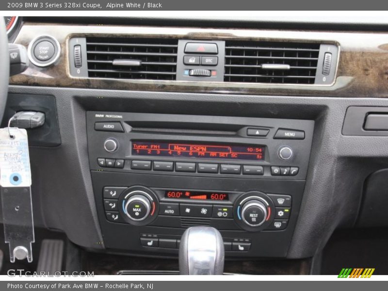 Alpine White / Black 2009 BMW 3 Series 328xi Coupe