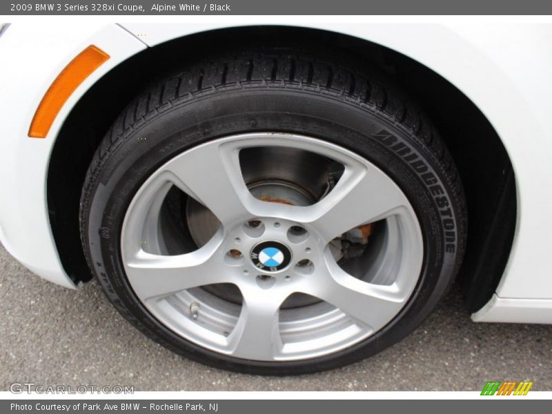 Alpine White / Black 2009 BMW 3 Series 328xi Coupe