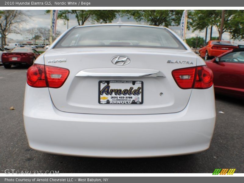 Nordic White / Beige 2010 Hyundai Elantra GLS