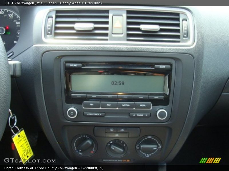 Candy White / Titan Black 2011 Volkswagen Jetta S Sedan