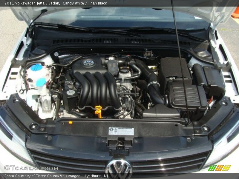 Candy White / Titan Black 2011 Volkswagen Jetta S Sedan