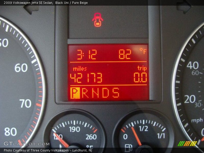 Black Uni / Pure Beige 2009 Volkswagen Jetta SE Sedan