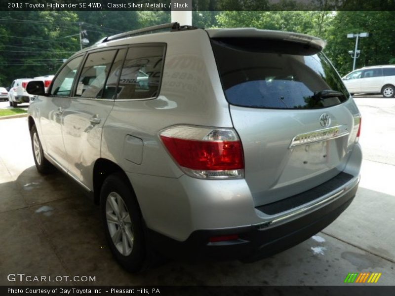 Classic Silver Metallic / Black 2012 Toyota Highlander SE 4WD