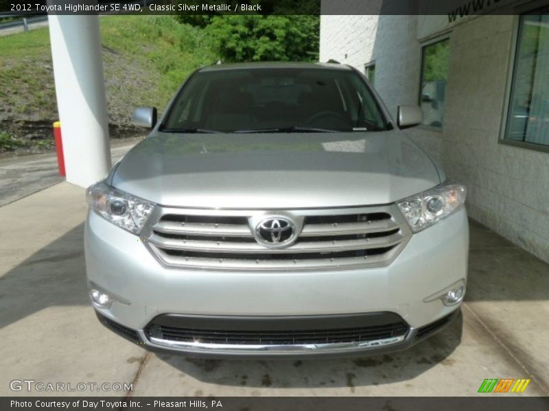 Classic Silver Metallic / Black 2012 Toyota Highlander SE 4WD