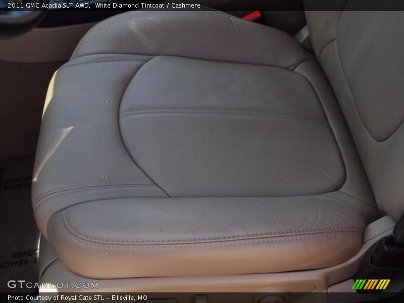 White Diamond Tintcoat / Cashmere 2011 GMC Acadia SLT AWD