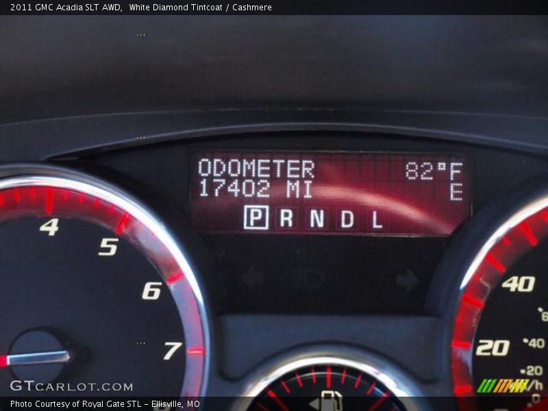 White Diamond Tintcoat / Cashmere 2011 GMC Acadia SLT AWD