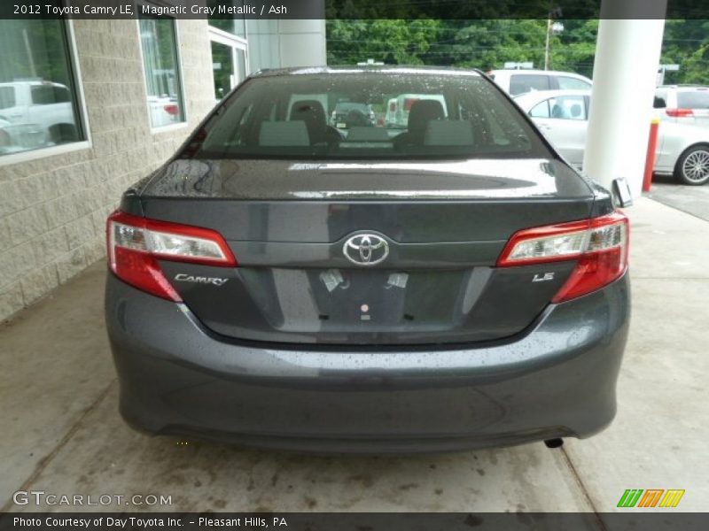 Magnetic Gray Metallic / Ash 2012 Toyota Camry LE