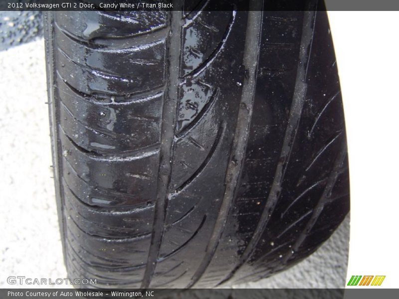 Candy White / Titan Black 2012 Volkswagen GTI 2 Door