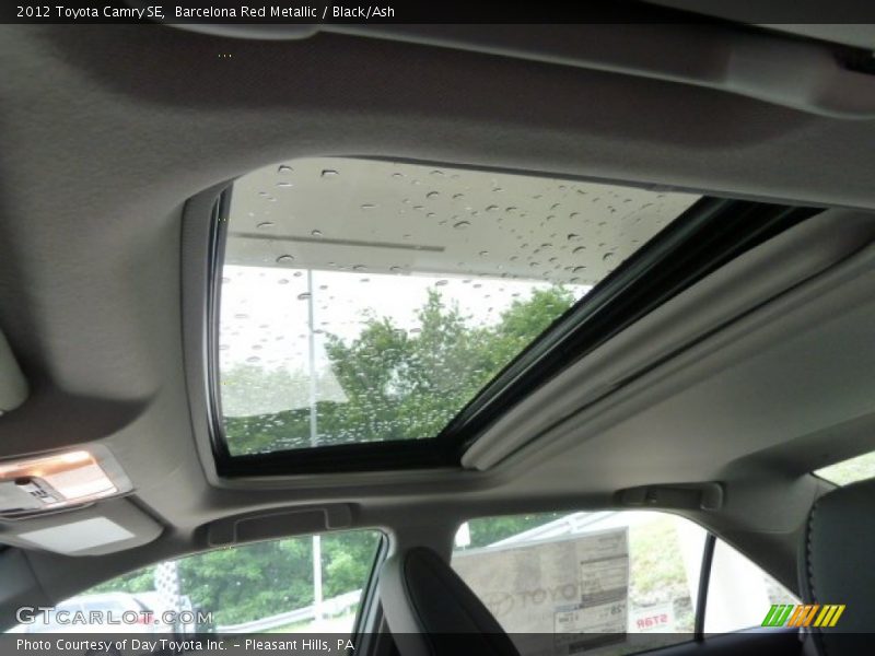 Barcelona Red Metallic / Black/Ash 2012 Toyota Camry SE