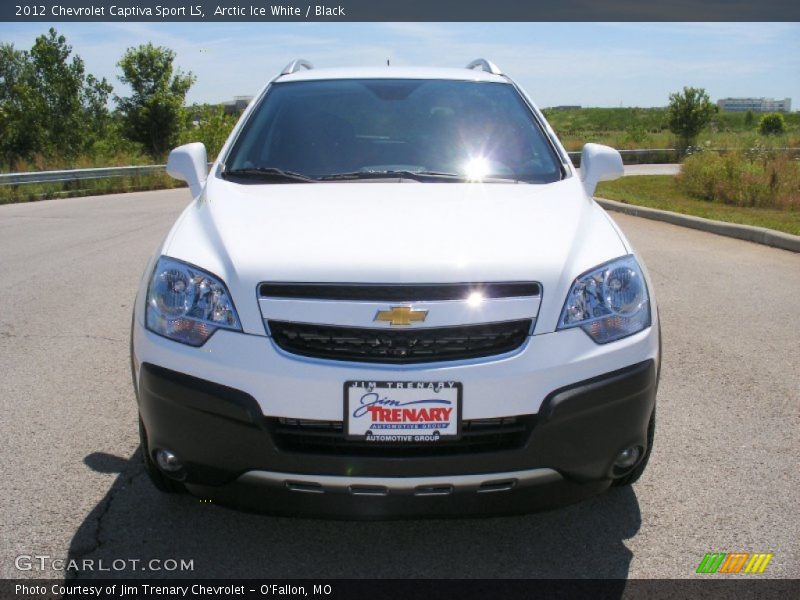 Arctic Ice White / Black 2012 Chevrolet Captiva Sport LS