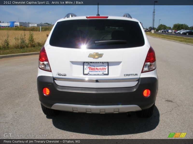 Arctic Ice White / Black 2012 Chevrolet Captiva Sport LS