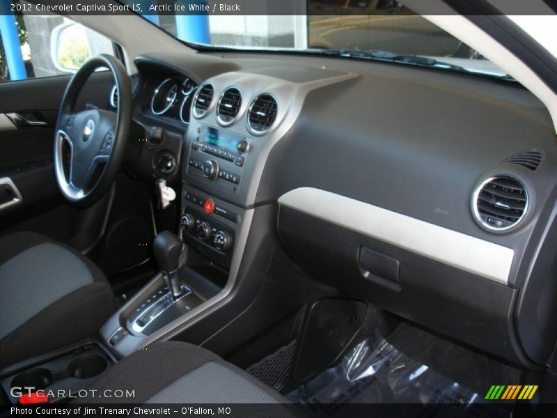 Dashboard of 2012 Captiva Sport LS