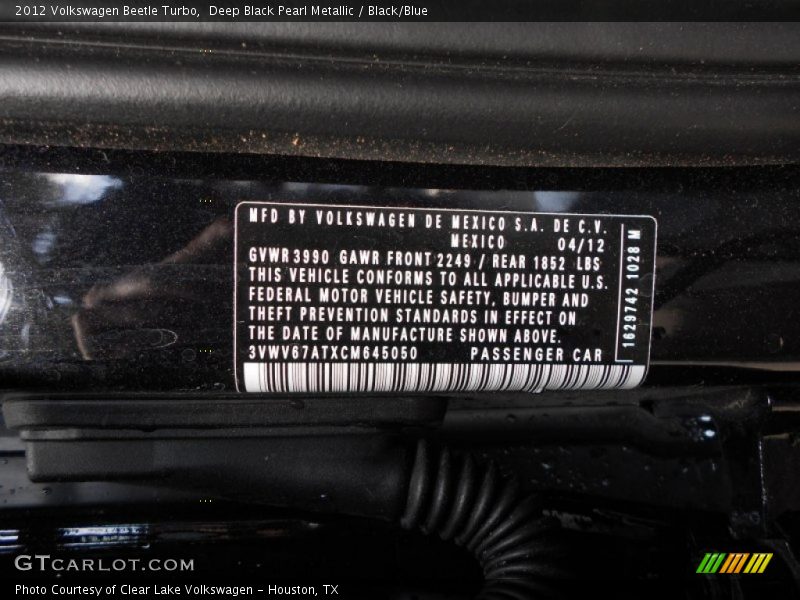 Deep Black Pearl Metallic / Black/Blue 2012 Volkswagen Beetle Turbo