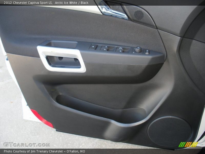 Door Panel of 2012 Captiva Sport LS