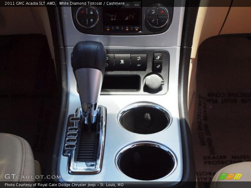 White Diamond Tintcoat / Cashmere 2011 GMC Acadia SLT AWD
