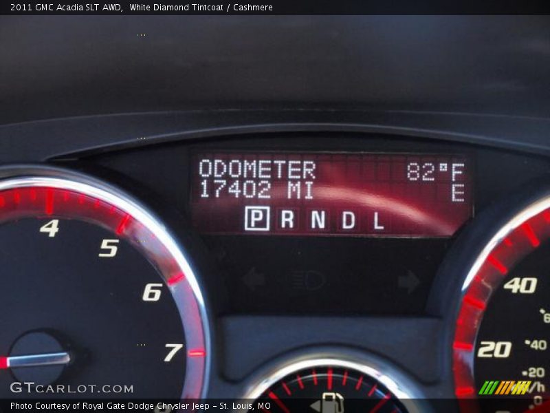 White Diamond Tintcoat / Cashmere 2011 GMC Acadia SLT AWD