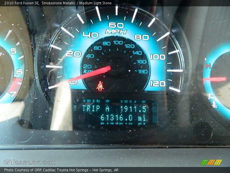Smokestone Metallic / Medium Light Stone 2010 Ford Fusion SE