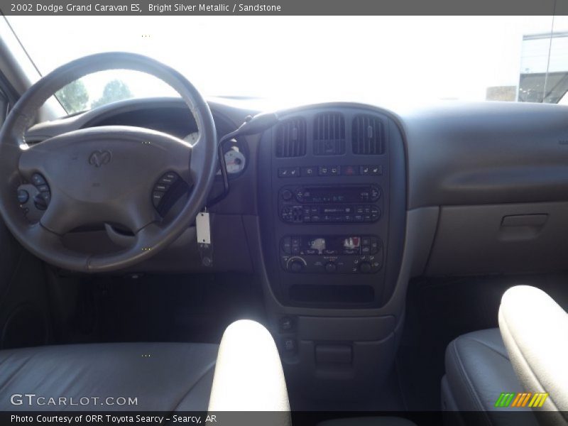 Bright Silver Metallic / Sandstone 2002 Dodge Grand Caravan ES