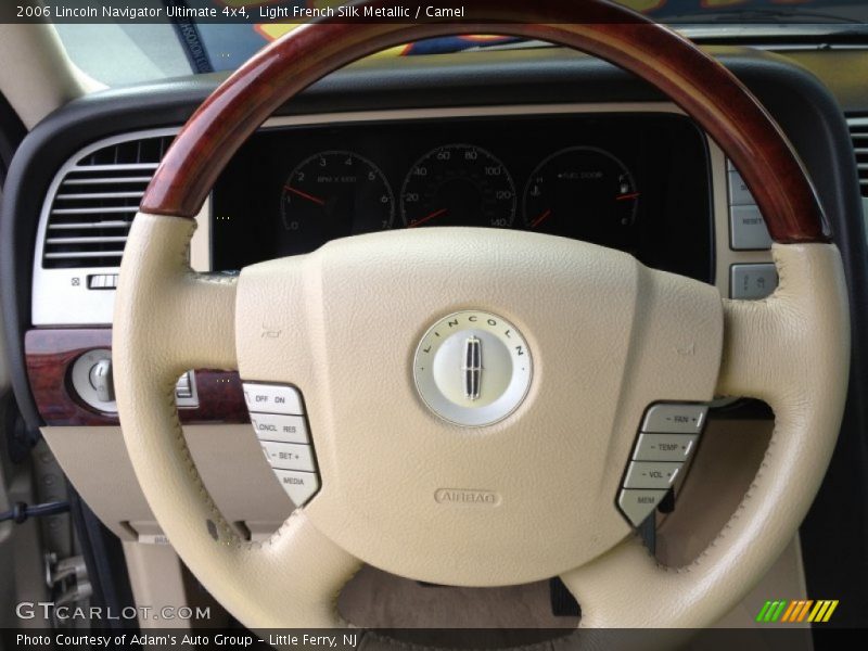 Light French Silk Metallic / Camel 2006 Lincoln Navigator Ultimate 4x4