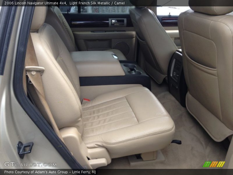 Light French Silk Metallic / Camel 2006 Lincoln Navigator Ultimate 4x4