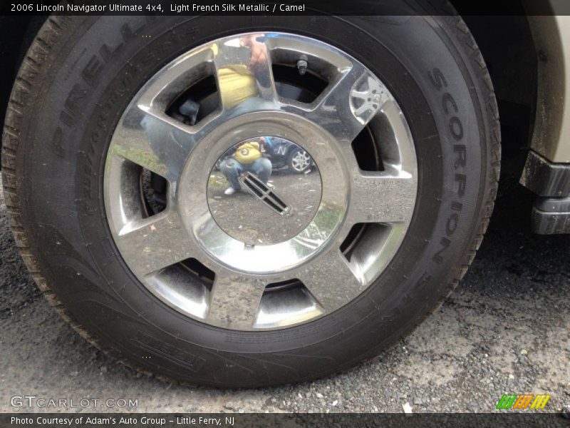 Light French Silk Metallic / Camel 2006 Lincoln Navigator Ultimate 4x4