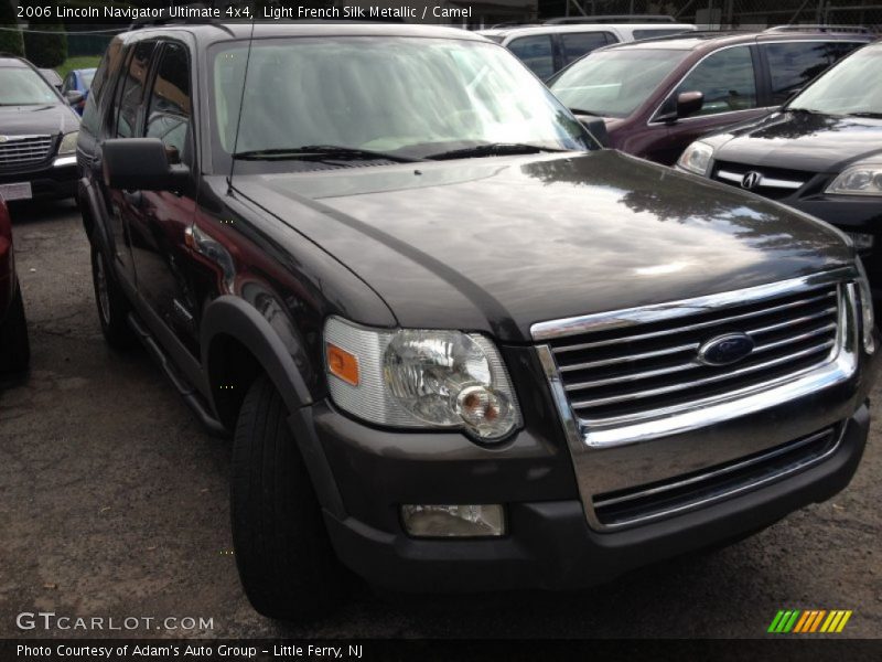 Light French Silk Metallic / Camel 2006 Lincoln Navigator Ultimate 4x4