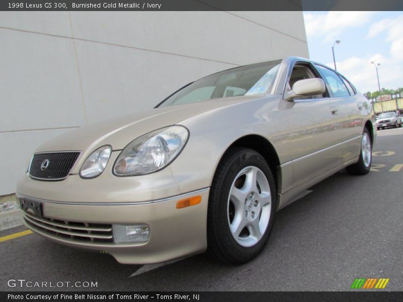 Front 3/4 View of 1998 GS 300