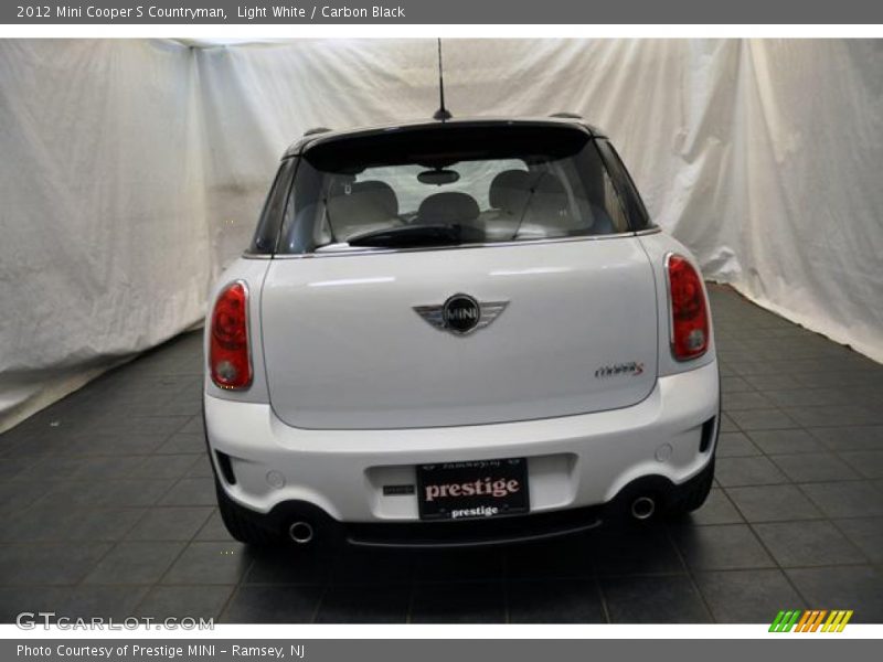 Light White / Carbon Black 2012 Mini Cooper S Countryman