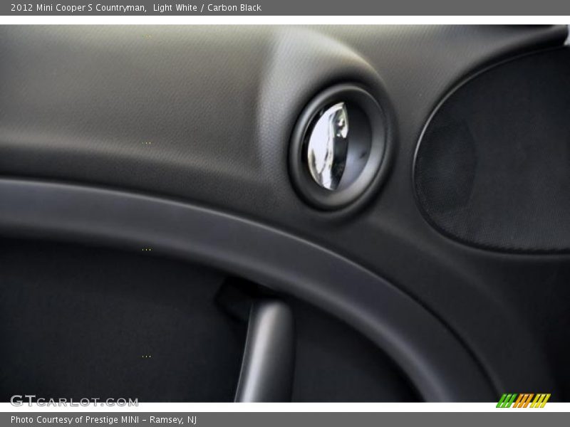 Light White / Carbon Black 2012 Mini Cooper S Countryman