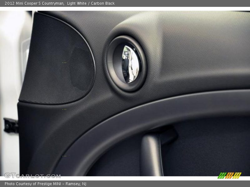 Light White / Carbon Black 2012 Mini Cooper S Countryman