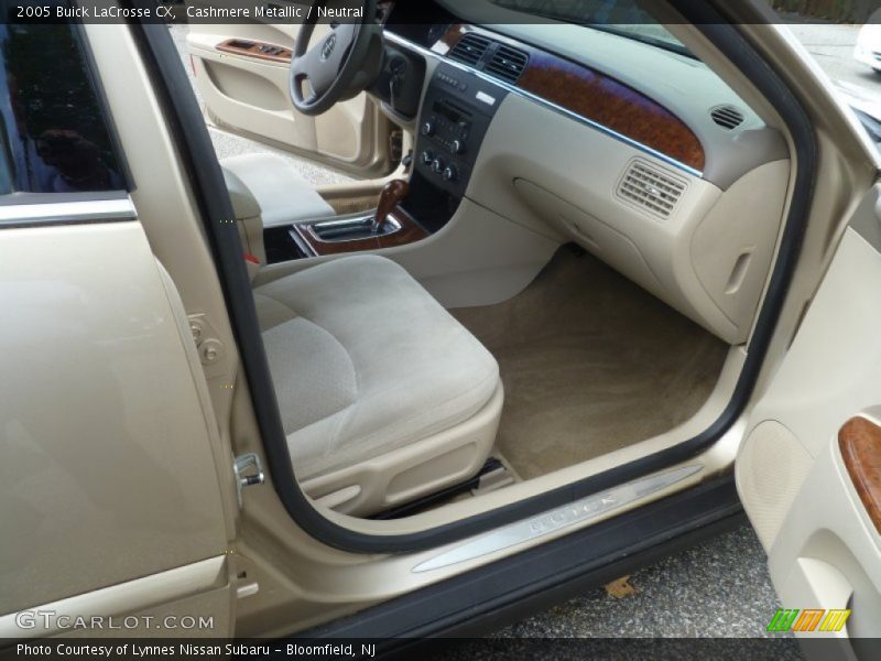 Cashmere Metallic / Neutral 2005 Buick LaCrosse CX