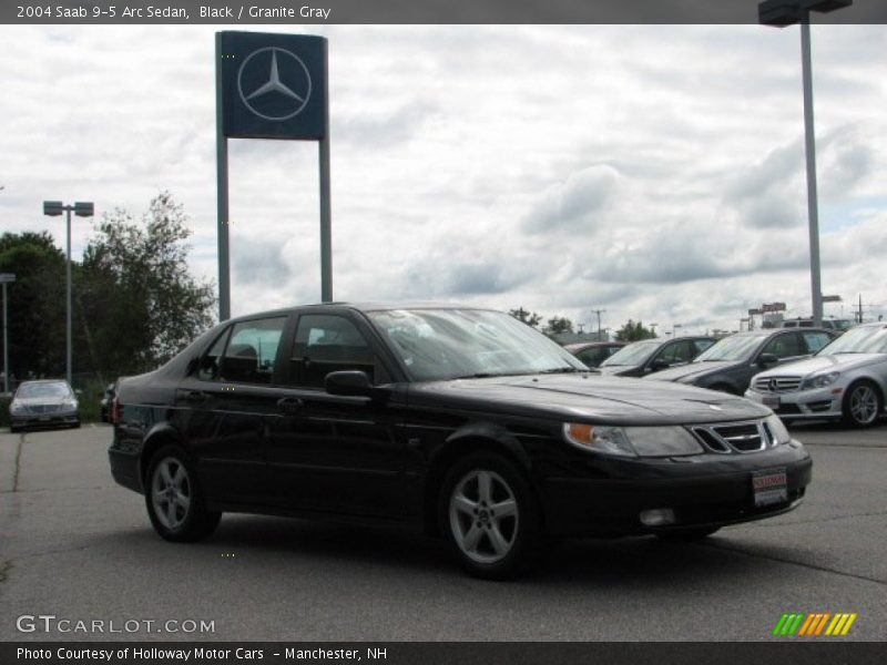 Black / Granite Gray 2004 Saab 9-5 Arc Sedan