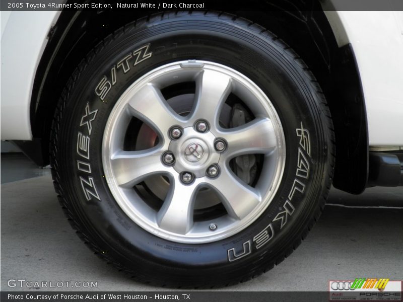 Natural White / Dark Charcoal 2005 Toyota 4Runner Sport Edition