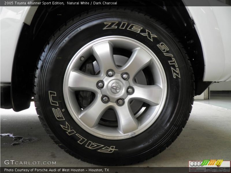 Natural White / Dark Charcoal 2005 Toyota 4Runner Sport Edition