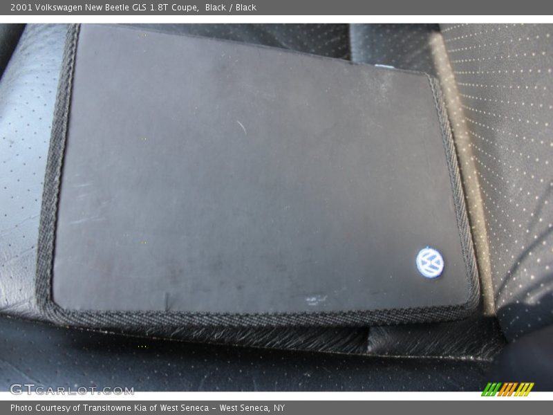 Black / Black 2001 Volkswagen New Beetle GLS 1.8T Coupe