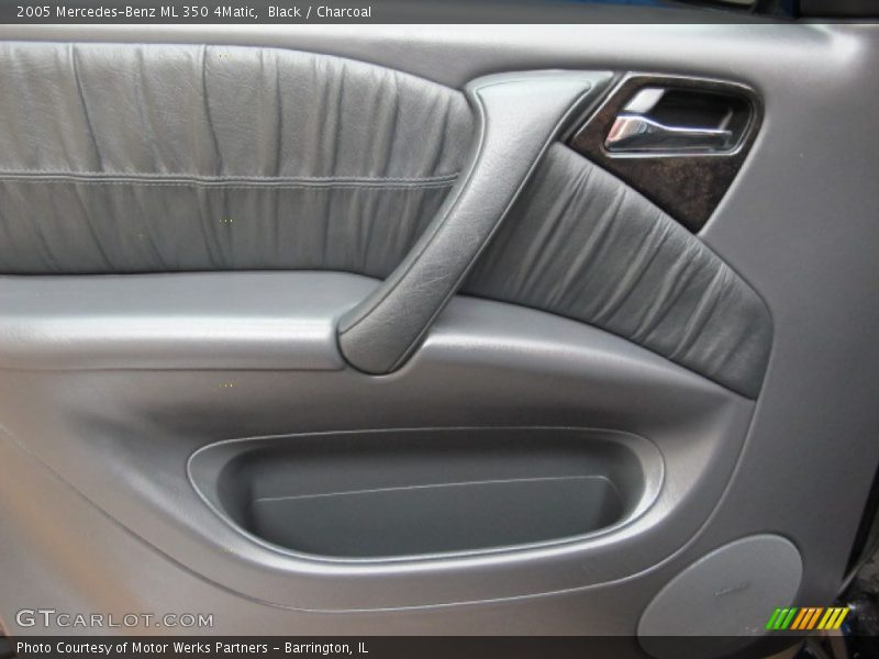 Black / Charcoal 2005 Mercedes-Benz ML 350 4Matic