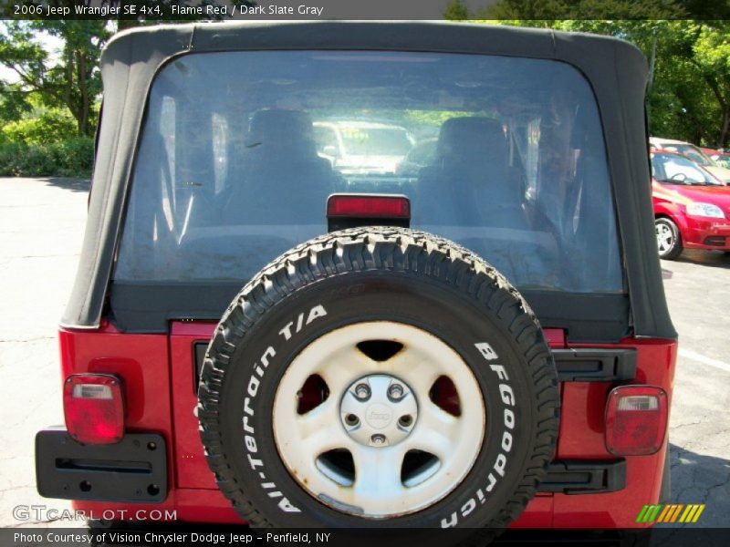 Flame Red / Dark Slate Gray 2006 Jeep Wrangler SE 4x4