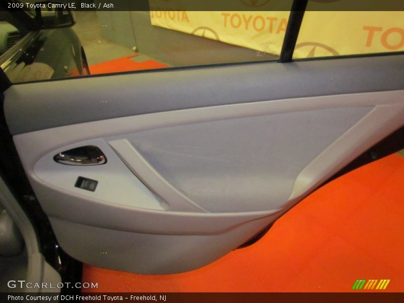 Black / Ash 2009 Toyota Camry LE