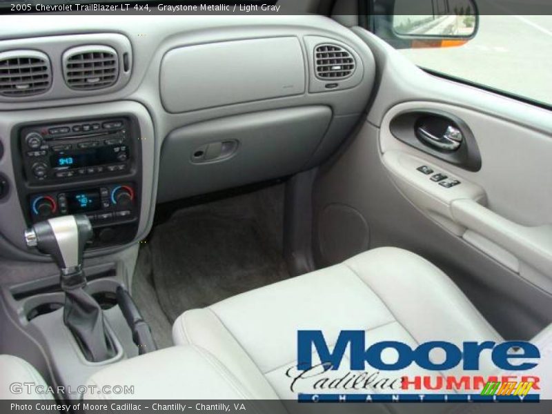 Graystone Metallic / Light Gray 2005 Chevrolet TrailBlazer LT 4x4