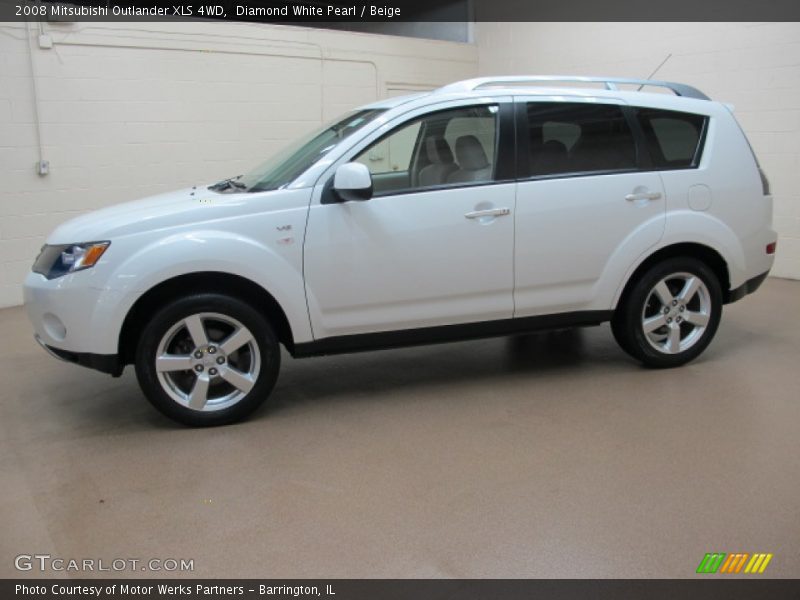 Diamond White Pearl / Beige 2008 Mitsubishi Outlander XLS 4WD