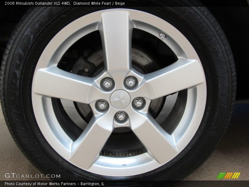Diamond White Pearl / Beige 2008 Mitsubishi Outlander XLS 4WD