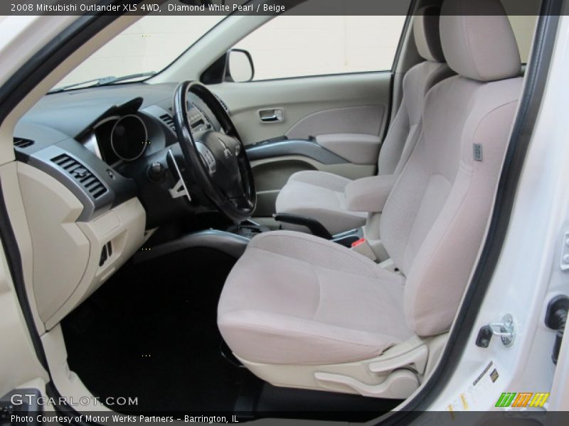 Diamond White Pearl / Beige 2008 Mitsubishi Outlander XLS 4WD