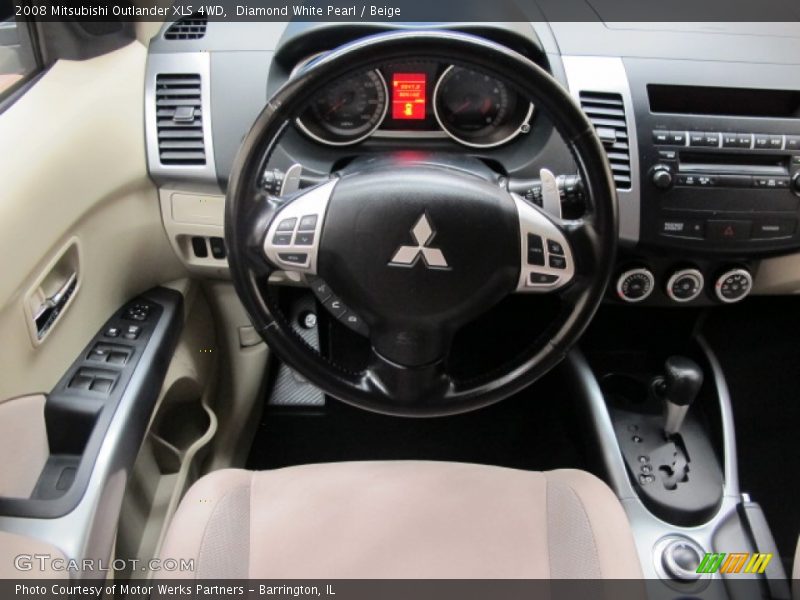 Diamond White Pearl / Beige 2008 Mitsubishi Outlander XLS 4WD
