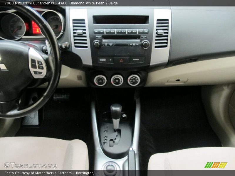 Diamond White Pearl / Beige 2008 Mitsubishi Outlander XLS 4WD