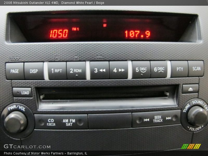 Diamond White Pearl / Beige 2008 Mitsubishi Outlander XLS 4WD