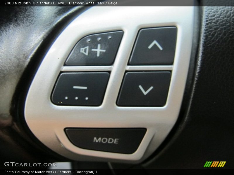 Diamond White Pearl / Beige 2008 Mitsubishi Outlander XLS 4WD