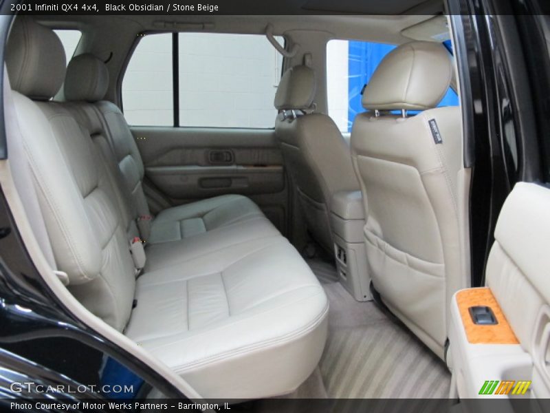 Black Obsidian / Stone Beige 2001 Infiniti QX4 4x4