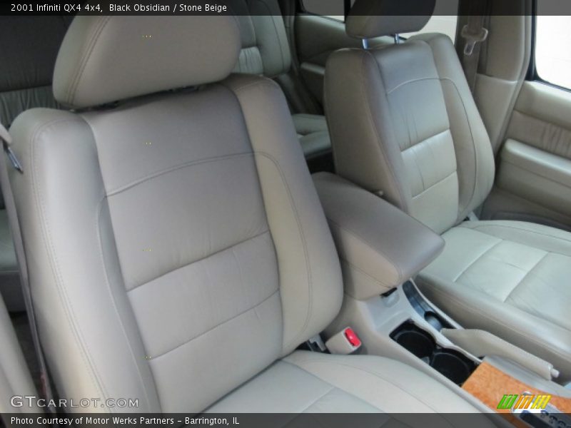 Black Obsidian / Stone Beige 2001 Infiniti QX4 4x4