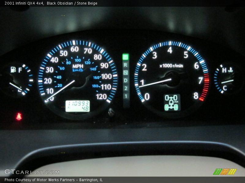 Black Obsidian / Stone Beige 2001 Infiniti QX4 4x4
