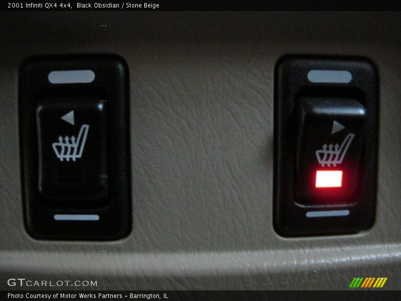 Black Obsidian / Stone Beige 2001 Infiniti QX4 4x4